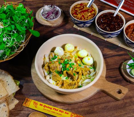 Mì Quảng Thịt - Trứng Cút