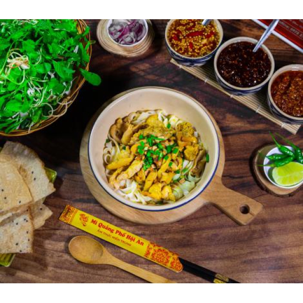 Mì Quảng Gà Chọi Rút Xương